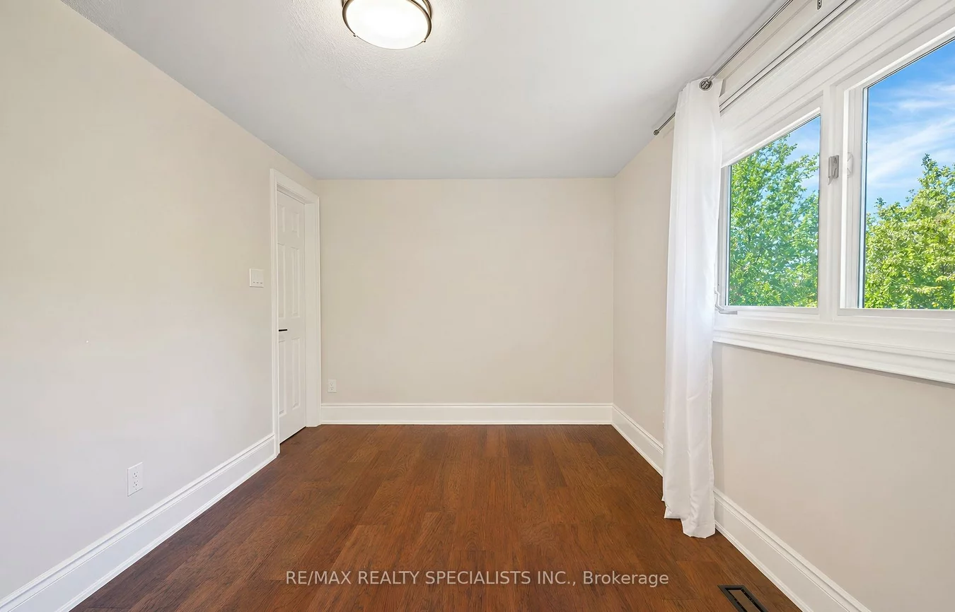 8, CULHAM, 1003 - CP College Park, Oakville