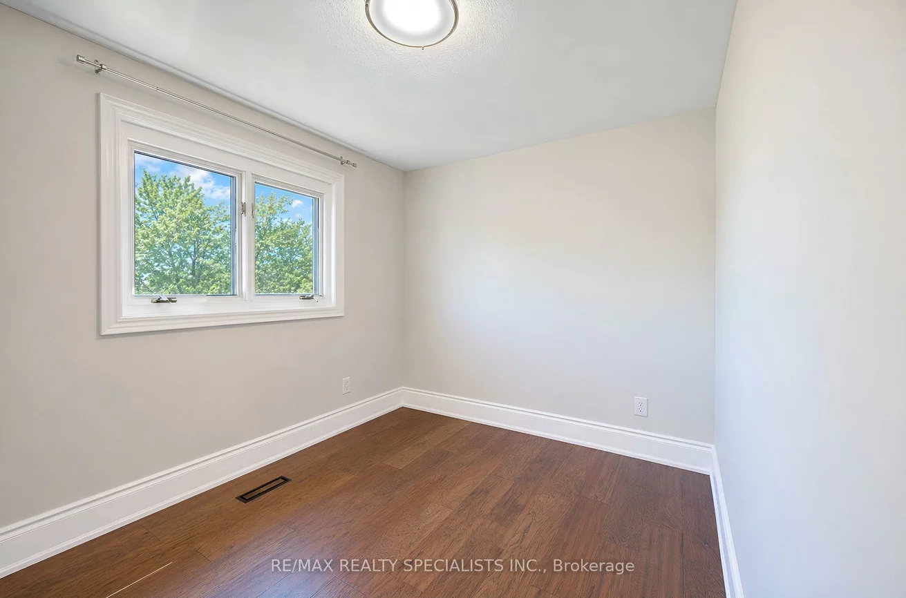 8, CULHAM, 1003 - CP College Park, Oakville