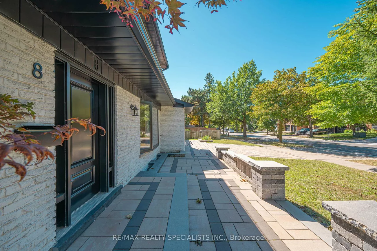 8, CULHAM, 1003 - CP College Park, Oakville