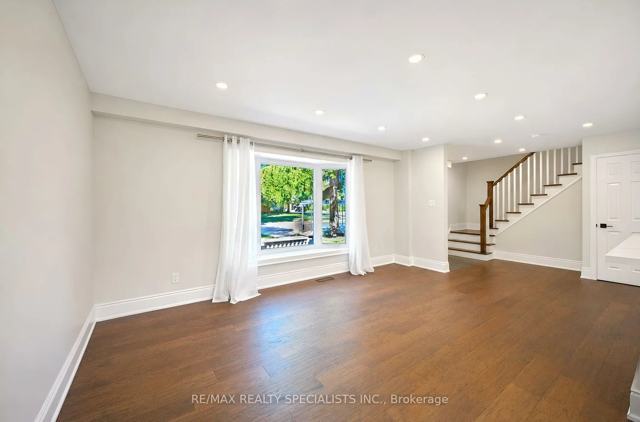8, CULHAM, 1003 - CP College Park, Oakville