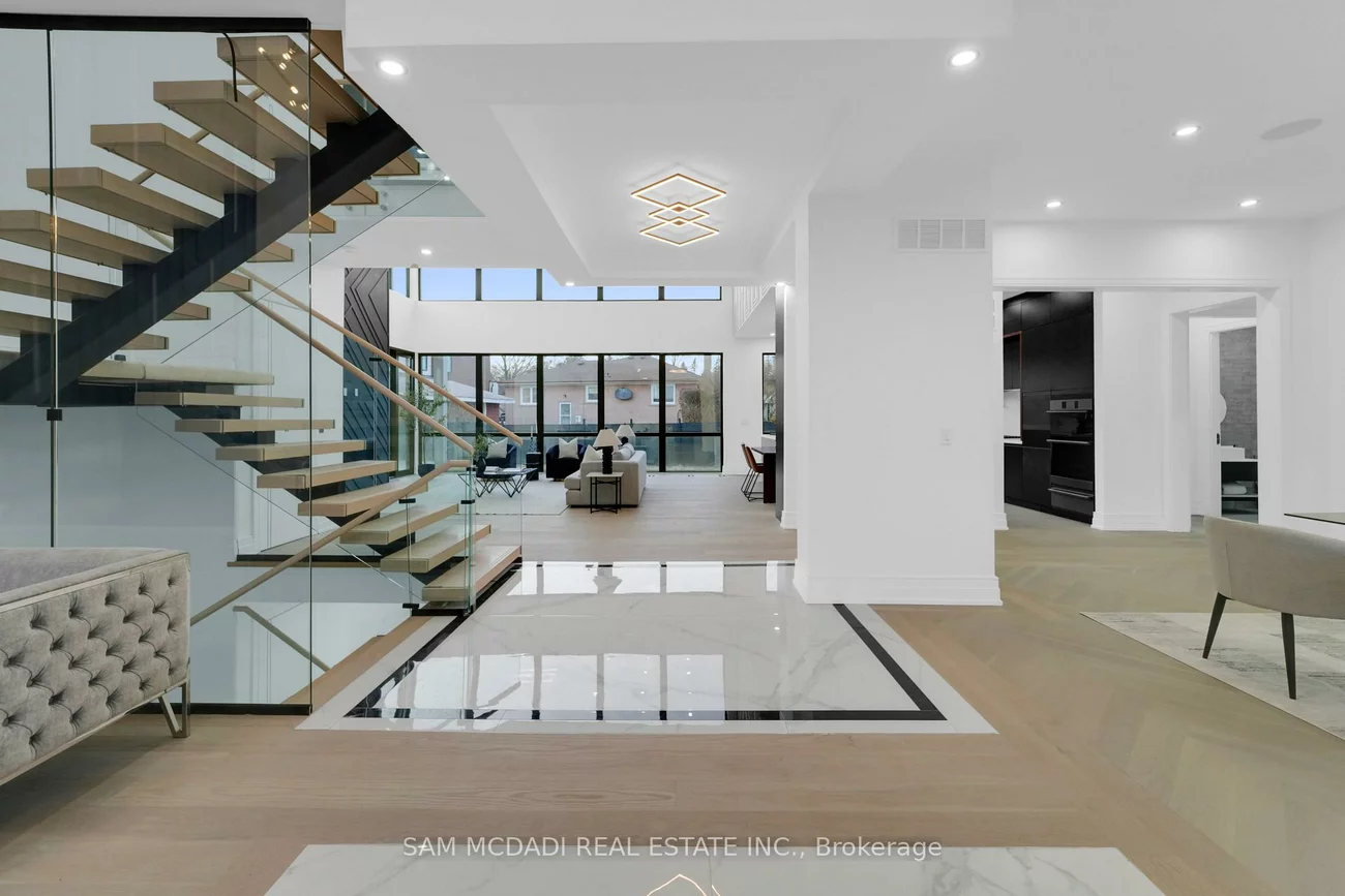 468, Saville, 1020 - WO West, Oakville