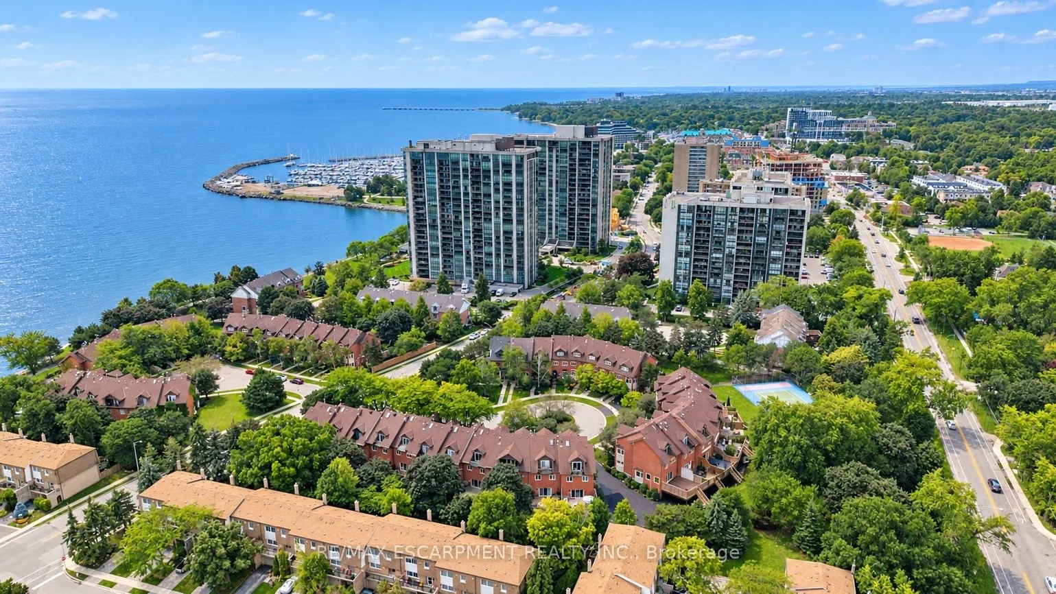 45, Tradewind, 1001 - BR Bronte, Oakville