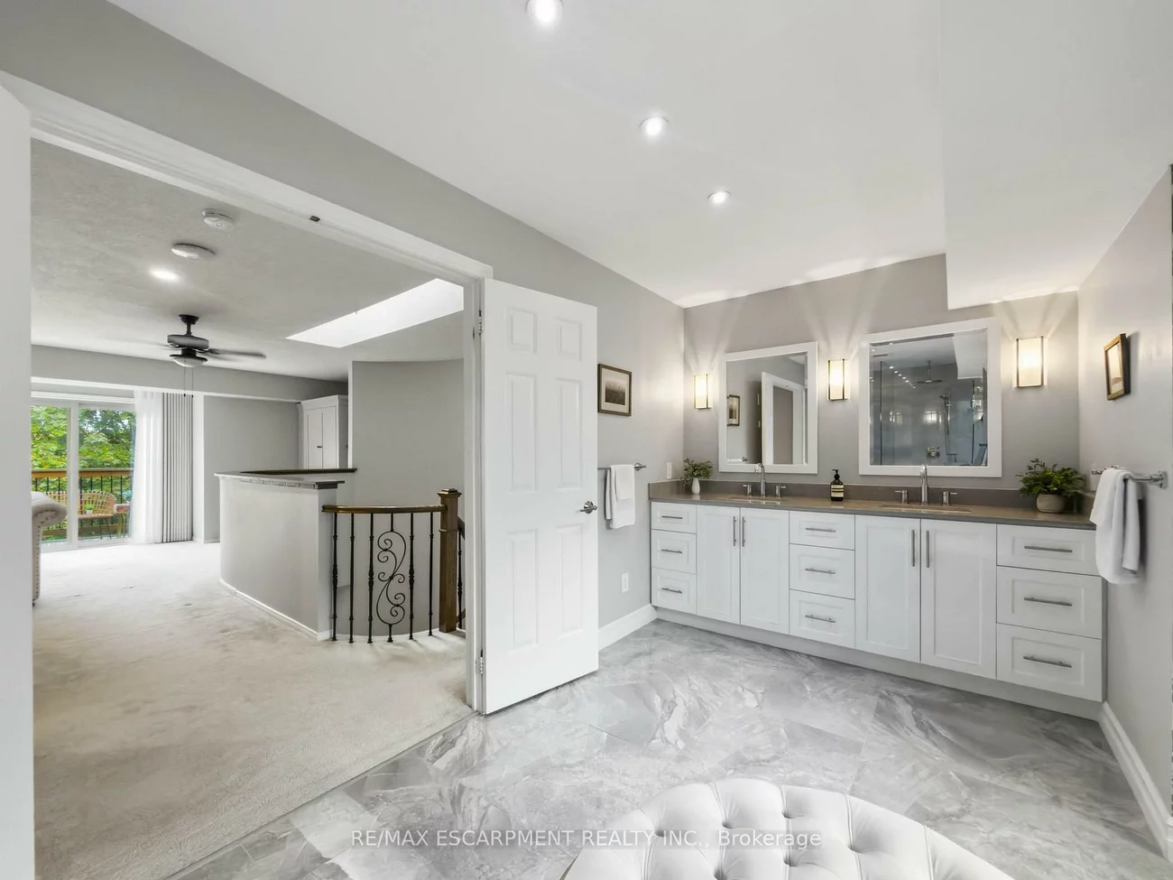 45, Tradewind, 1001 - BR Bronte, Oakville