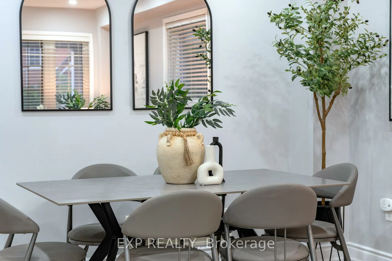 2276, Fairmount, 1019 - WM Westmount, Oakville