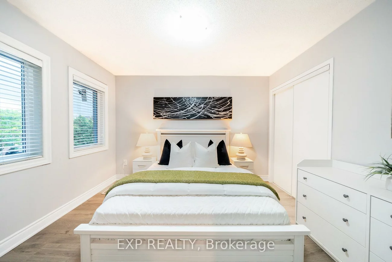 2276, Fairmount, 1019 - WM Westmount, Oakville
