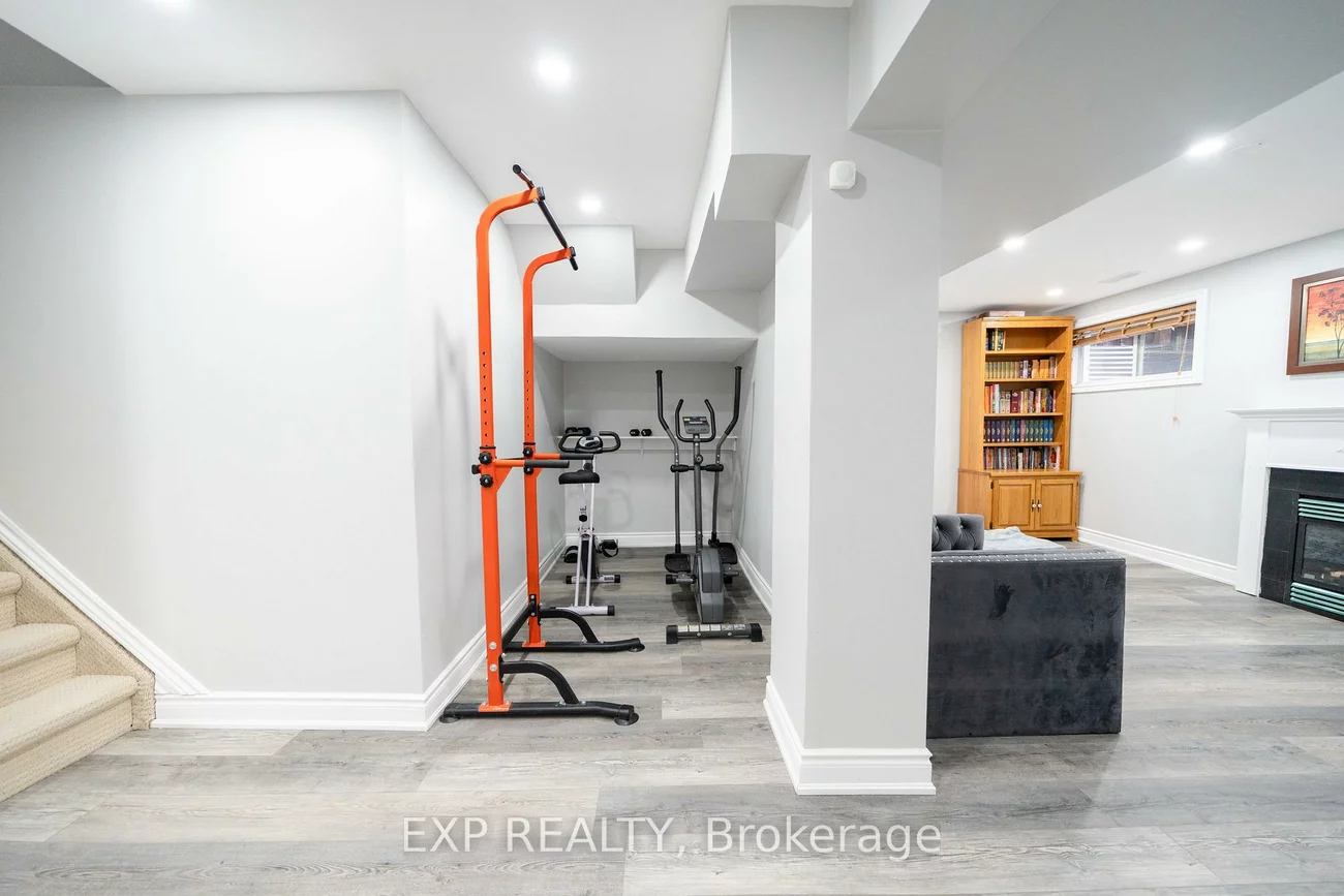 2276, Fairmount, 1019 - WM Westmount, Oakville