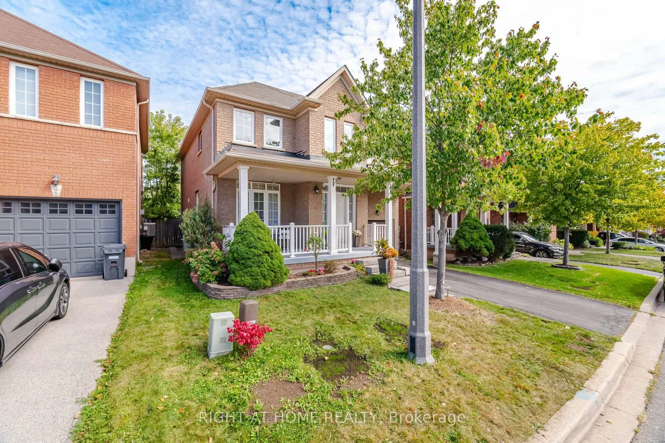 2249, Crestmont, 1019 - WM Westmount, Oakville
