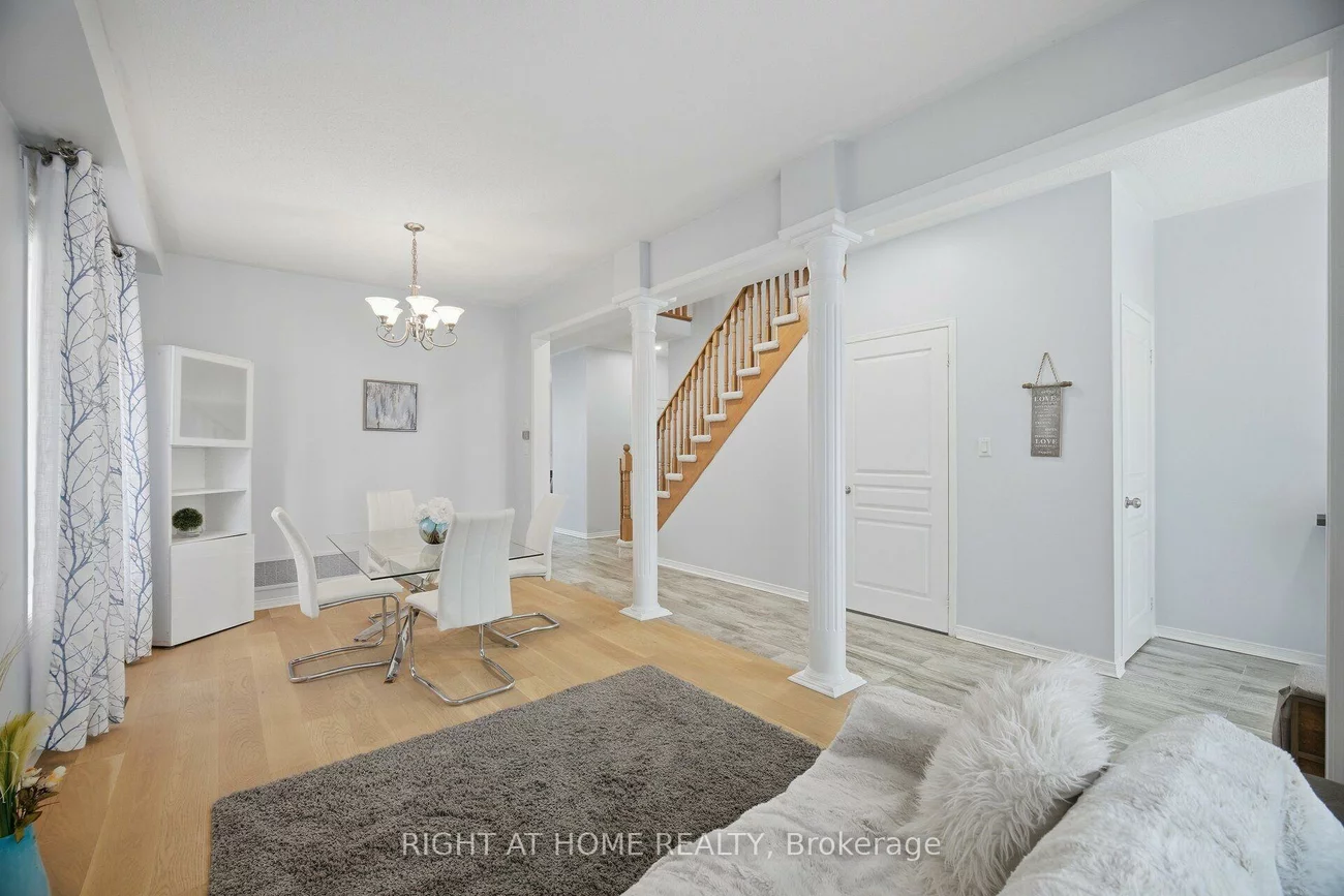 2249, Crestmont, 1019 - WM Westmount, Oakville