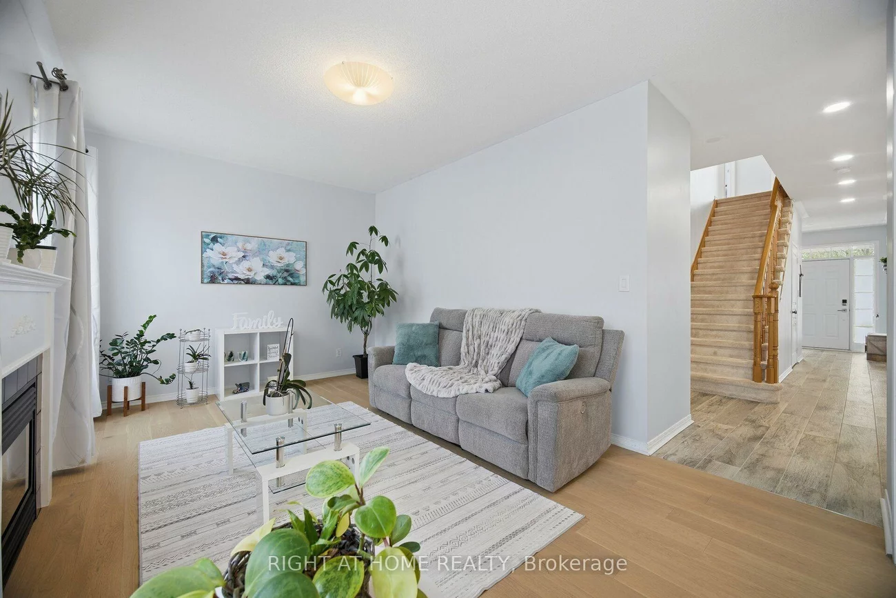 2249, Crestmont, 1019 - WM Westmount, Oakville