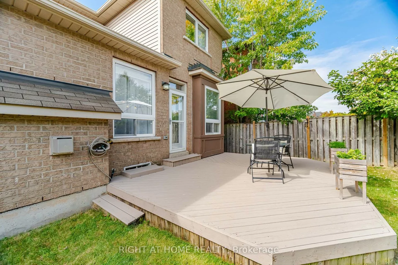2249, Crestmont, 1019 - WM Westmount, Oakville