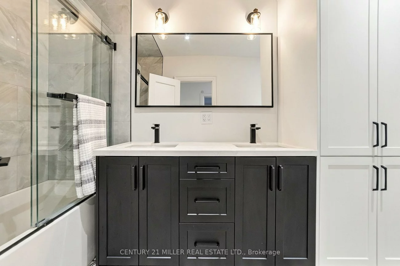 1200, Ingledene, 1005 - FA Falgarwood, Oakville