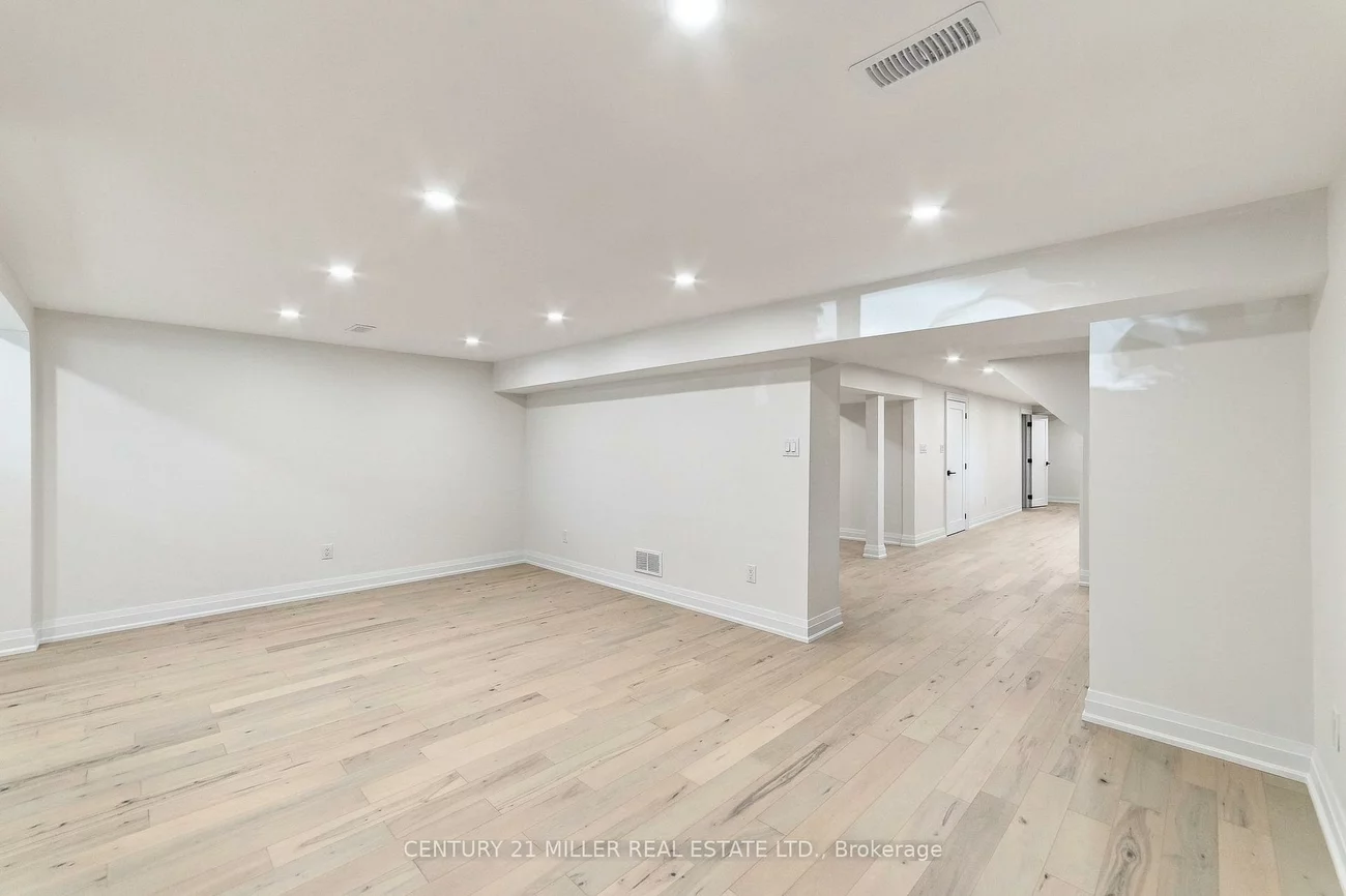 1200, Ingledene, 1005 - FA Falgarwood, Oakville