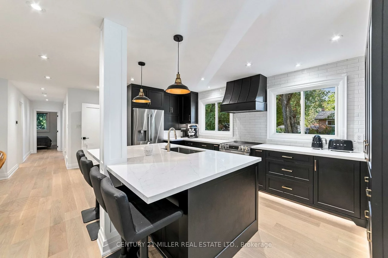 1200, Ingledene, 1005 - FA Falgarwood, Oakville