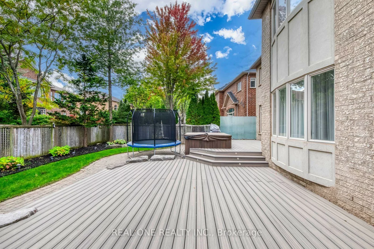 2456, Bon Echo, 1009 - JC Joshua Creek, Oakville