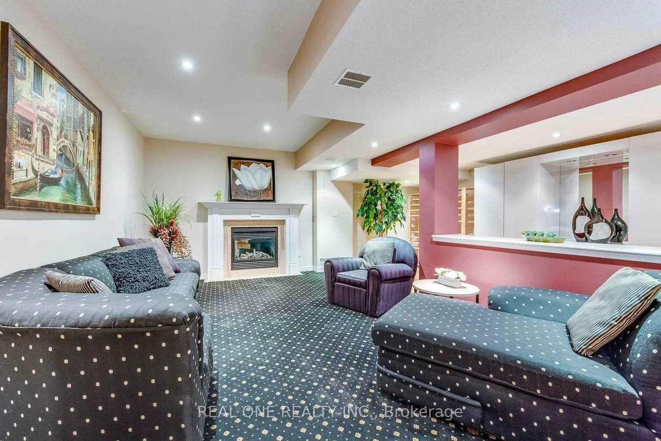 2456, Bon Echo, 1009 - JC Joshua Creek, Oakville