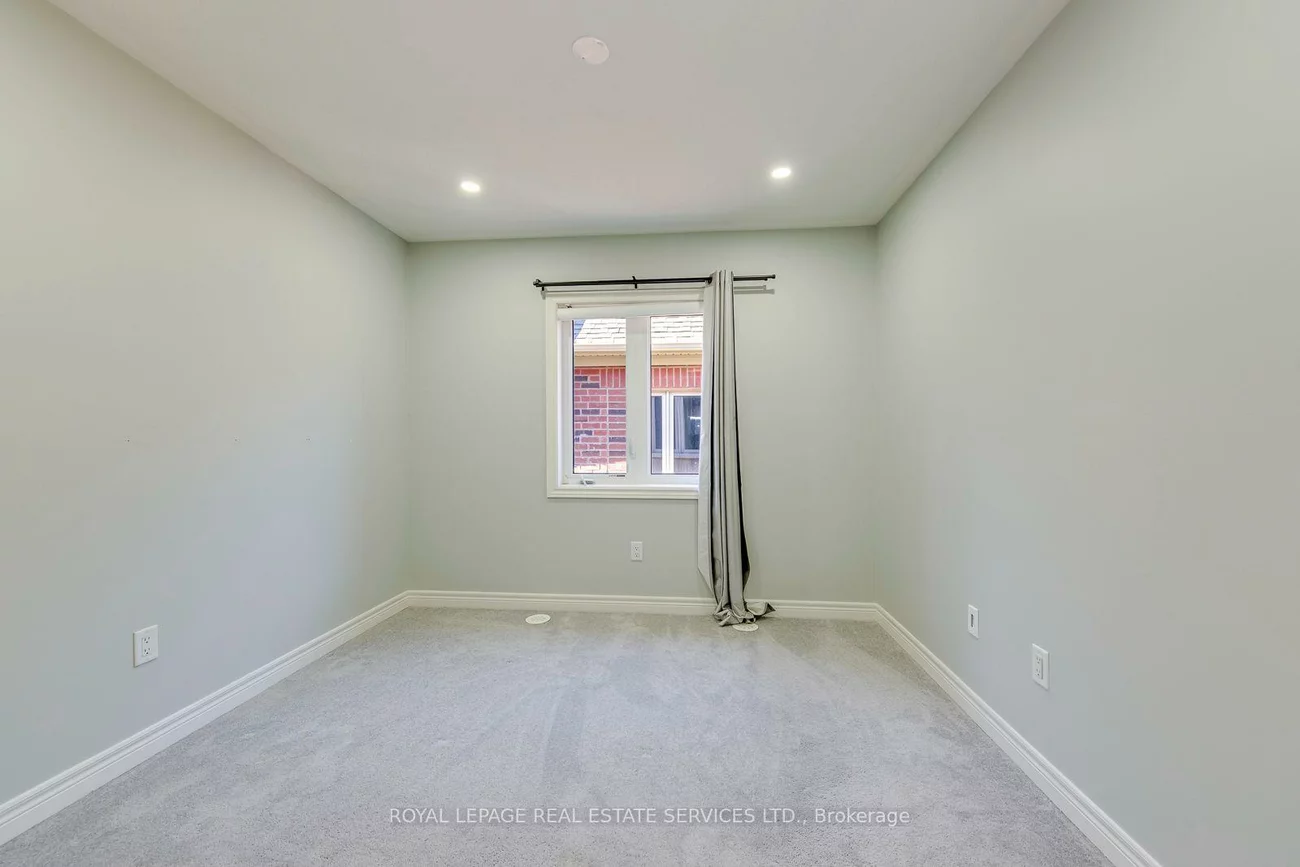 486, Silver Maple, 1010 - JM Joshua Meadows, Oakville