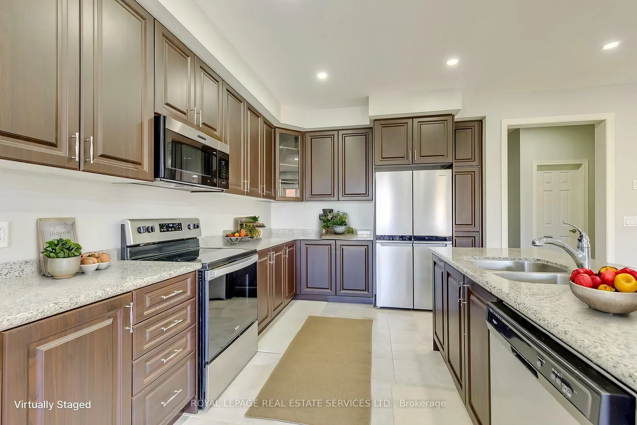 486, Silver Maple, 1010 - JM Joshua Meadows, Oakville