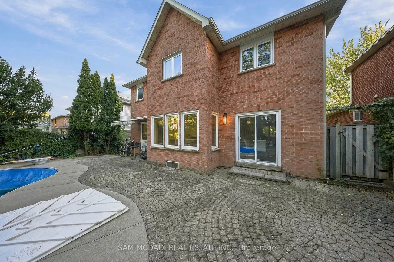 2087, Mayflower, 1015 - RO River Oaks, Oakville