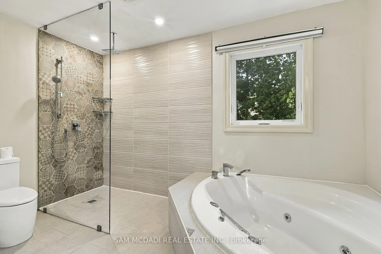 2087, Mayflower, 1015 - RO River Oaks, Oakville