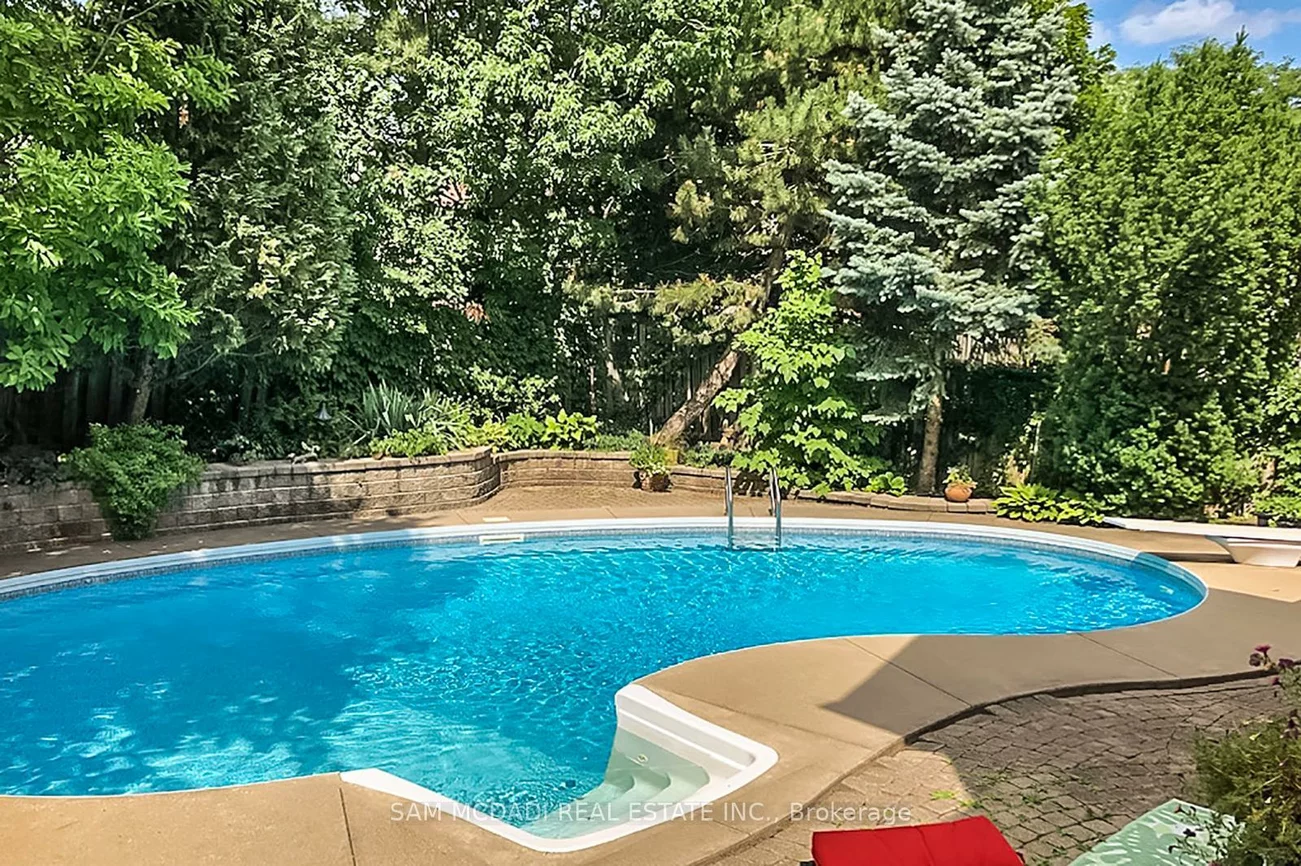 2087, Mayflower, 1015 - RO River Oaks, Oakville