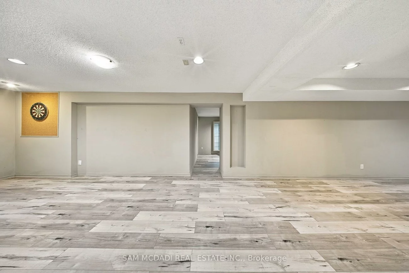 2087, Mayflower, 1015 - RO River Oaks, Oakville