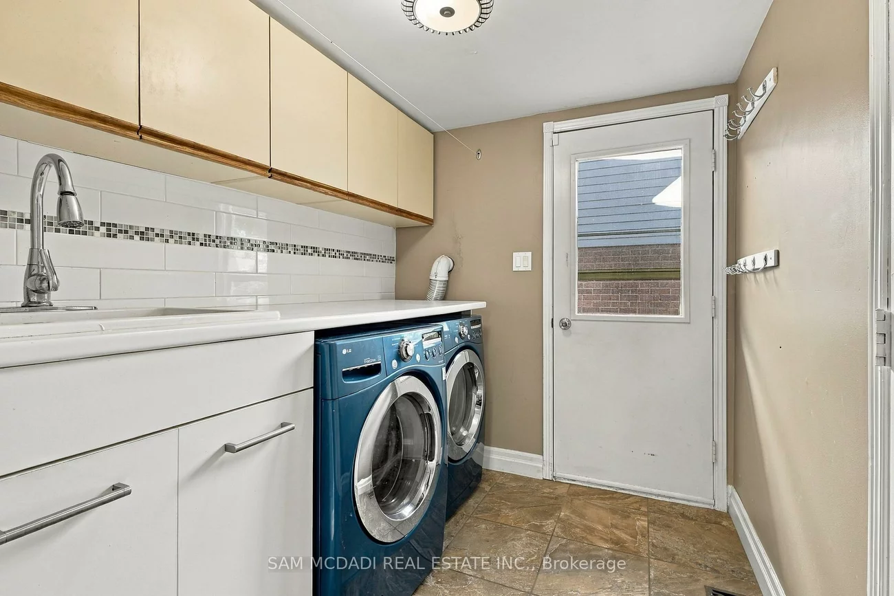 2087, Mayflower, 1015 - RO River Oaks, Oakville