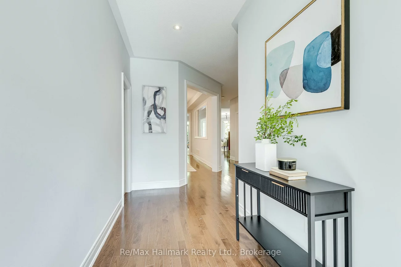 2241, Adirondak, 1019 - WM Westmount, Oakville