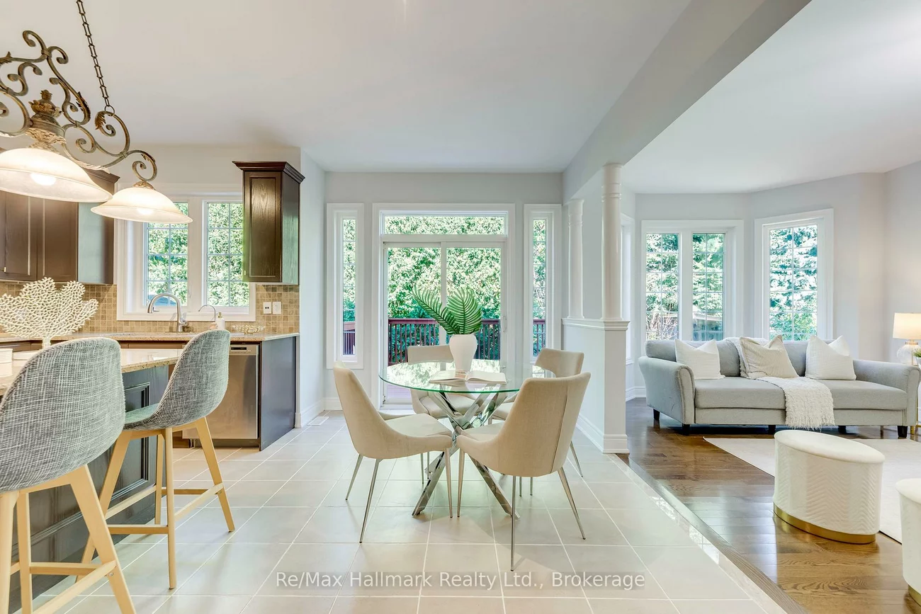 2241, Adirondak, 1019 - WM Westmount, Oakville