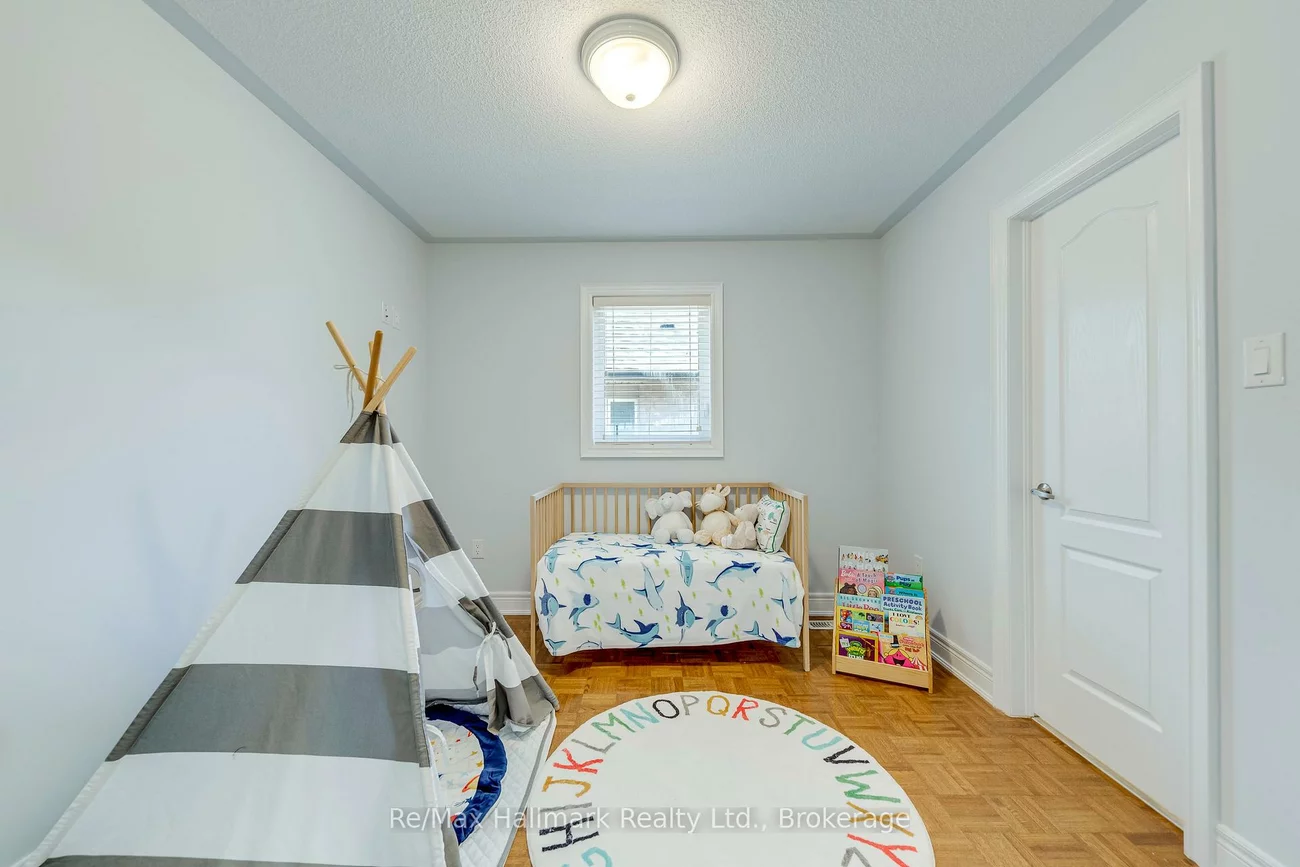 2241, Adirondak, 1019 - WM Westmount, Oakville