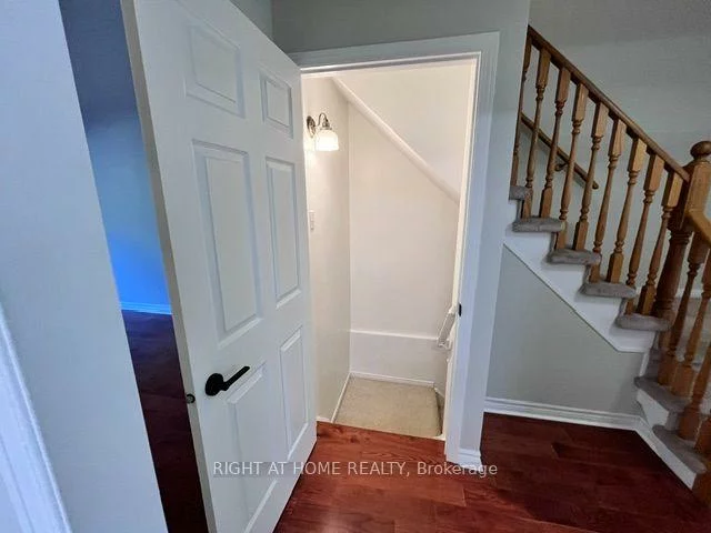 2081, Golden Orchard Trail, 1019 - WM Westmount, Oakville