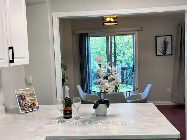 2081, Golden Orchard Trail, 1019 - WM Westmount, Oakville