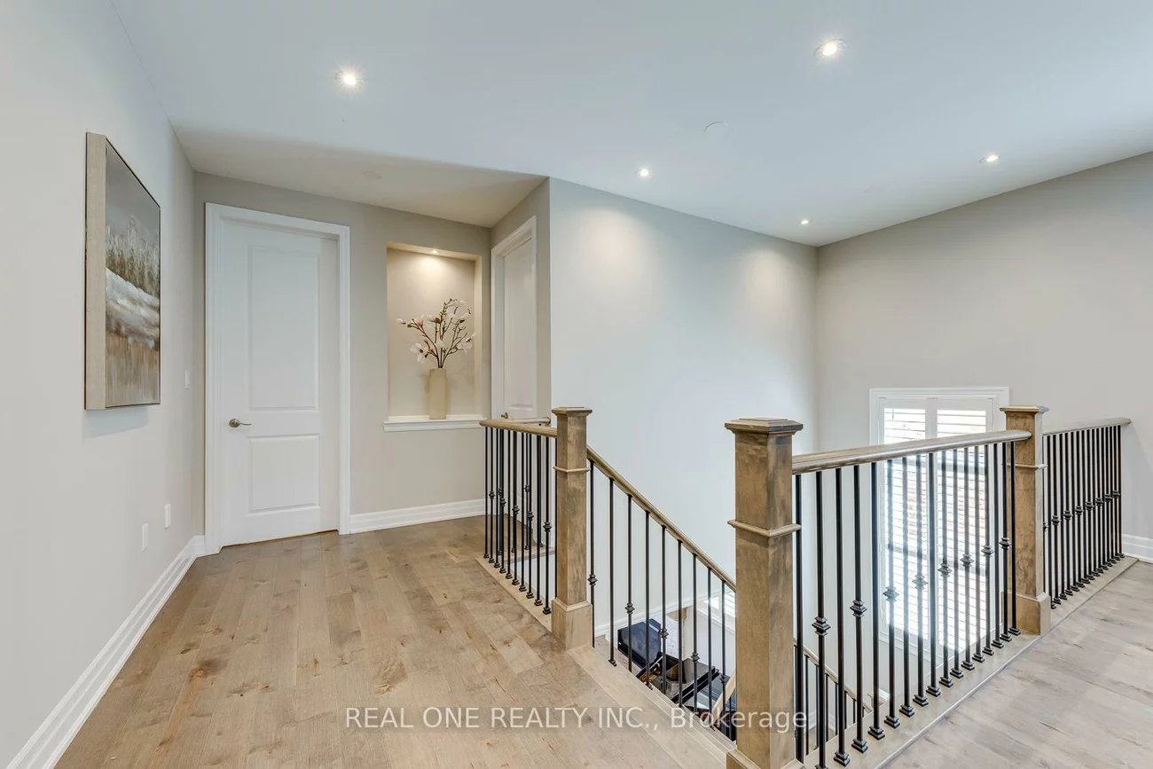 3181, Sunflower, 1008 - GO Glenorchy, Oakville