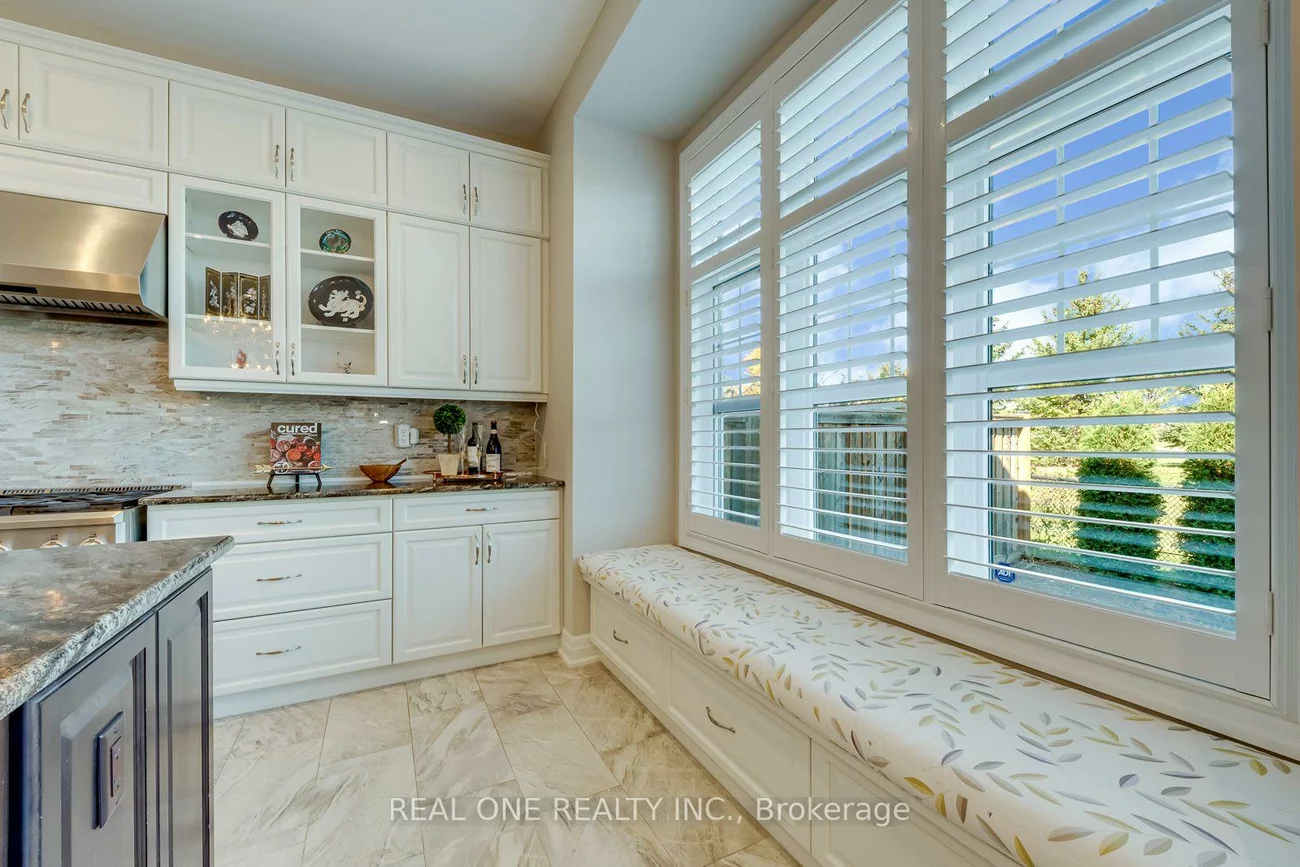 3181, Sunflower, 1008 - GO Glenorchy, Oakville