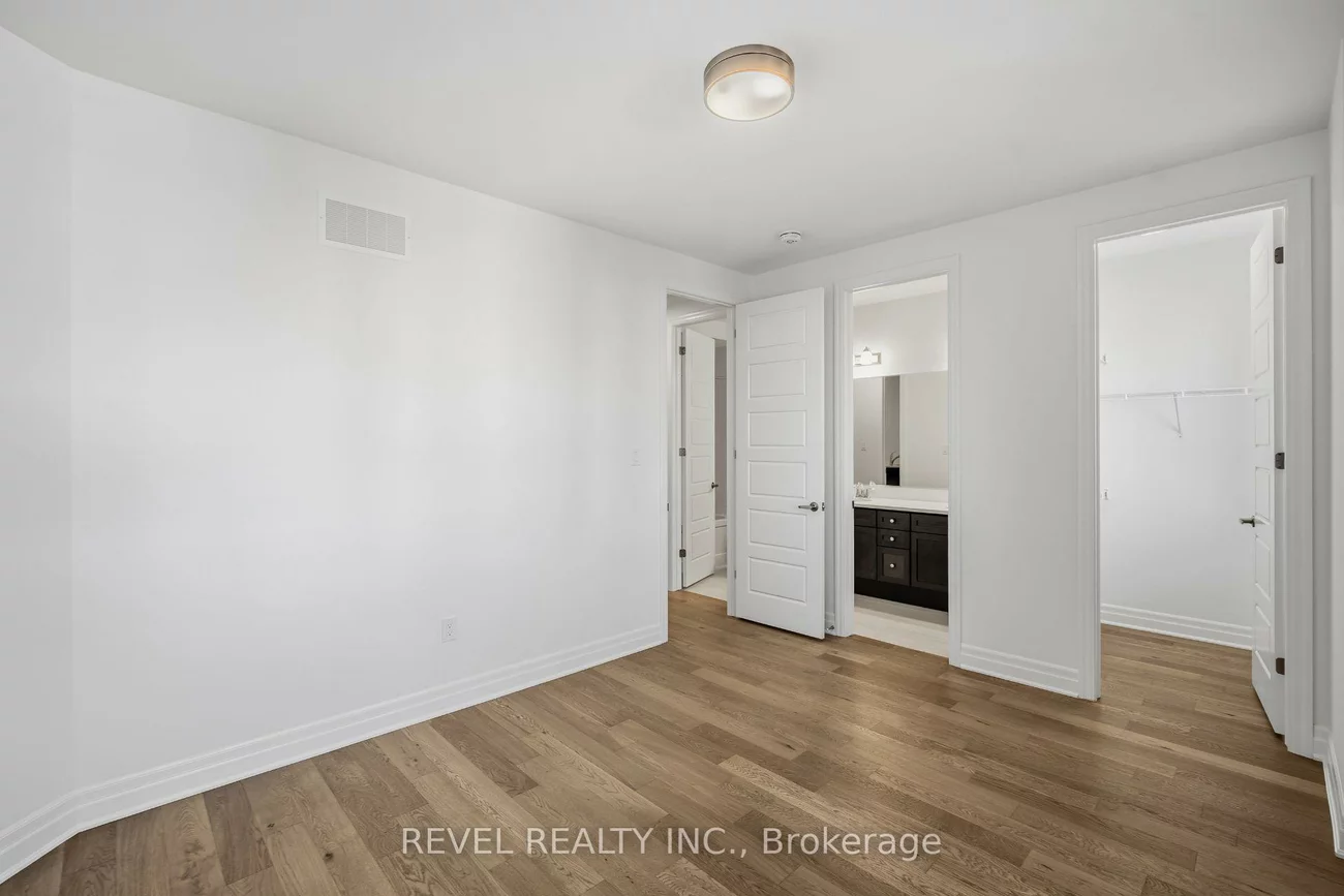 1154, Maverick, 1010 - JM Joshua Meadows, Oakville