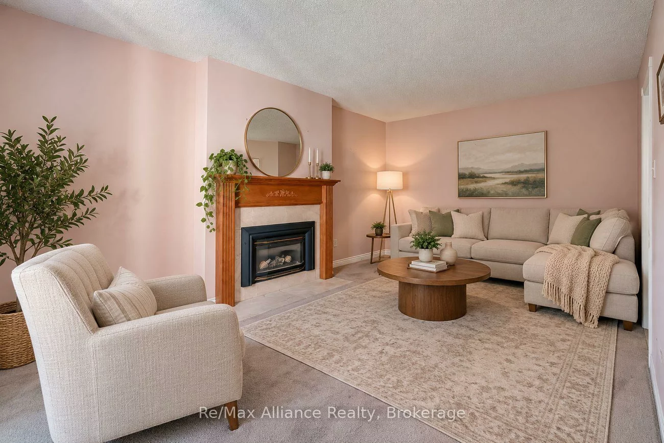 2151, Pineview, 1018 - WC Wedgewood Creek, Oakville