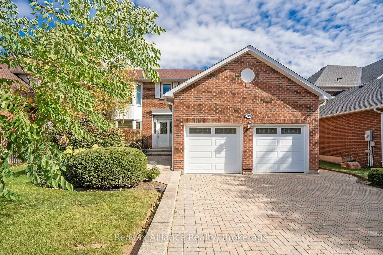 2151, Pineview, 1018 - WC Wedgewood Creek, Oakville