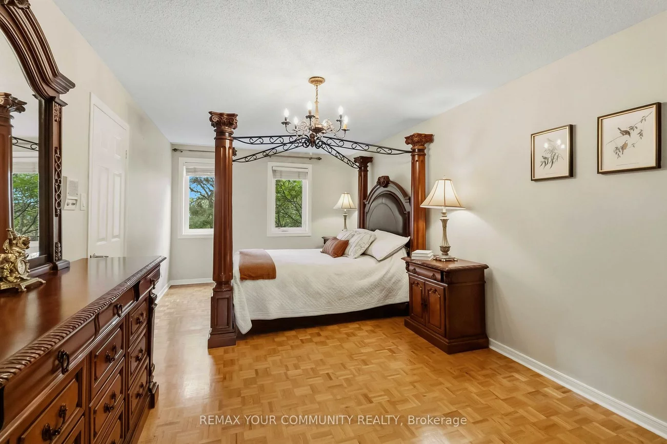 1380, Bishopstoke, 1004 - CV Clearview, Oakville