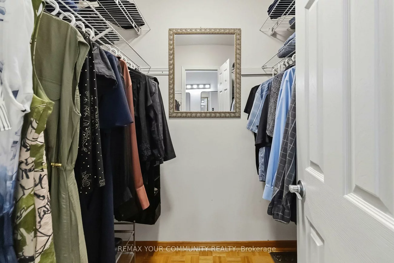 1380, Bishopstoke, 1004 - CV Clearview, Oakville