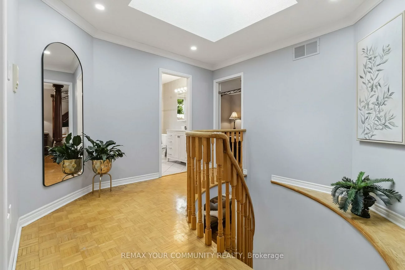 1380, Bishopstoke, 1004 - CV Clearview, Oakville