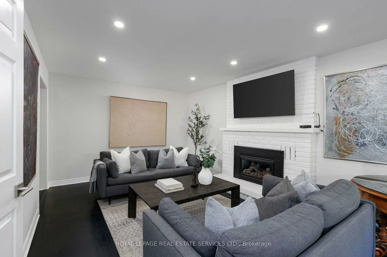 51, Skipper, 1001 - BR Bronte, Oakville