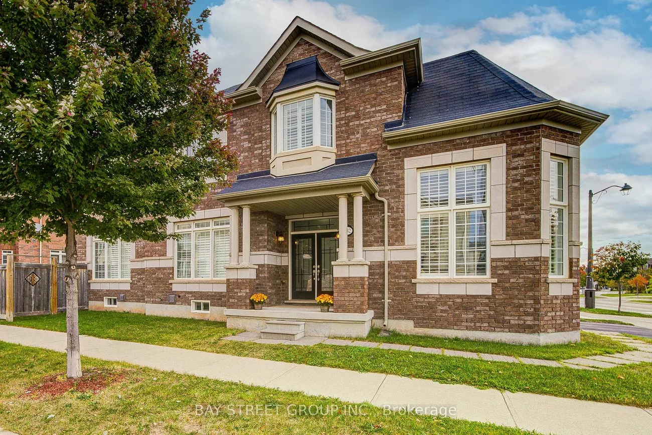 382, Begonia, 1008 - GO Glenorchy, Oakville