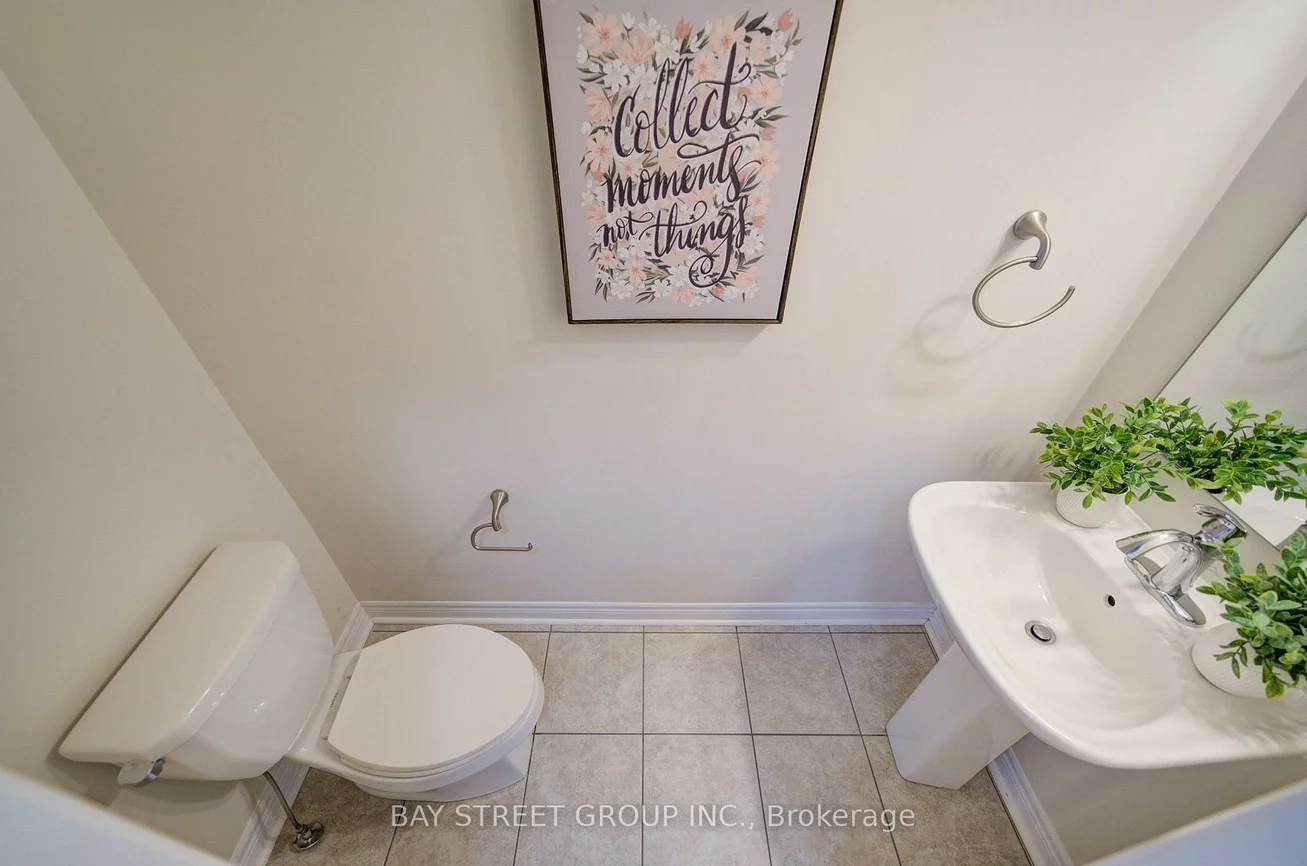 382, Begonia, 1008 - GO Glenorchy, Oakville