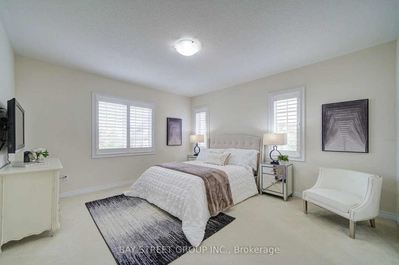 382, Begonia, 1008 - GO Glenorchy, Oakville
