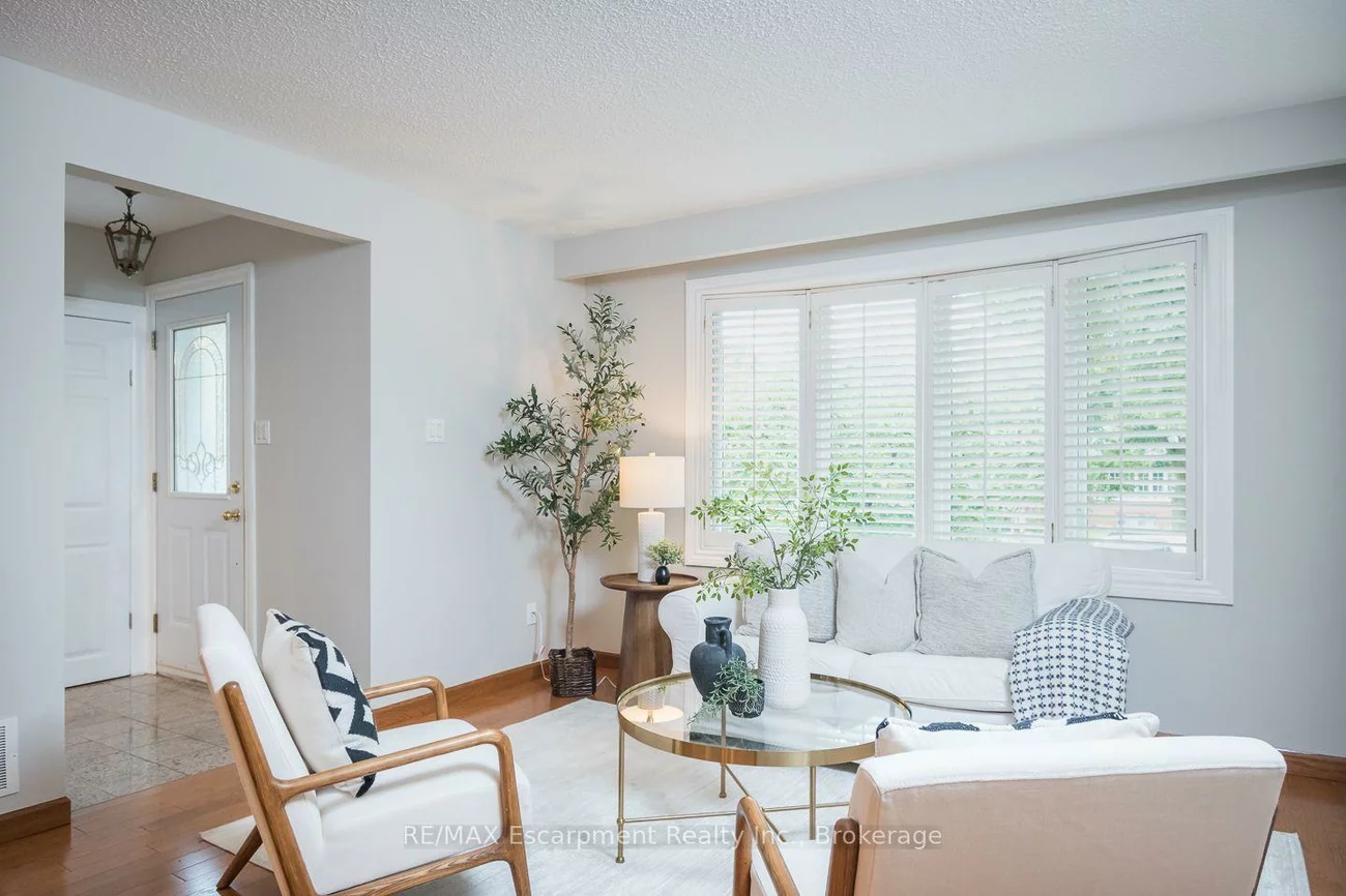 1237, REDBANK, 1003 - CP College Park, Oakville