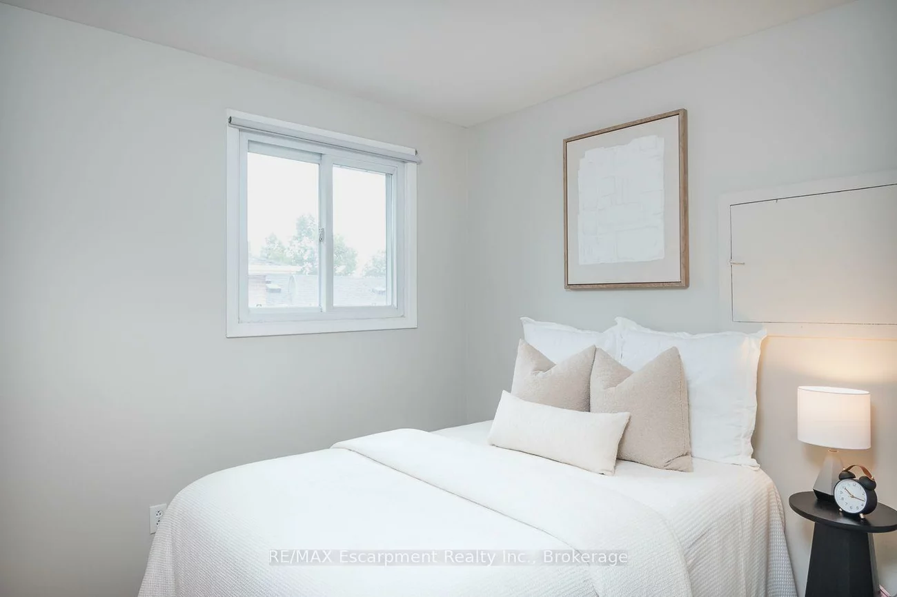 1237, REDBANK, 1003 - CP College Park, Oakville
