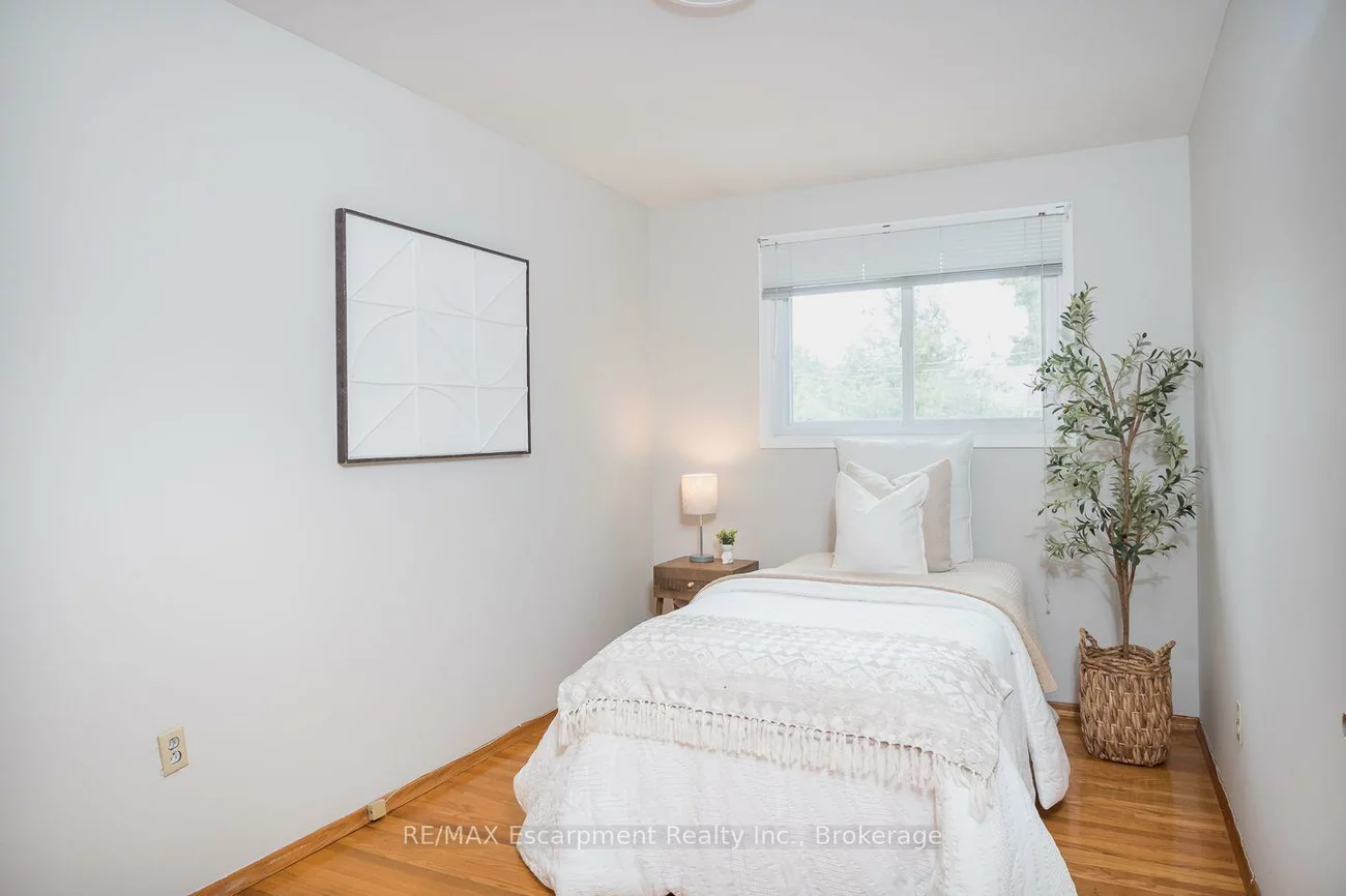 1237, REDBANK, 1003 - CP College Park, Oakville