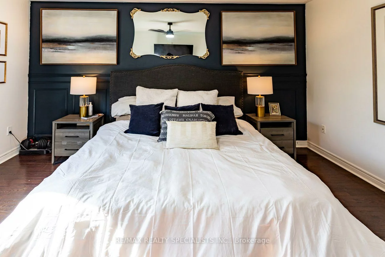 2454, Montagne, 1019 - WM Westmount, Oakville