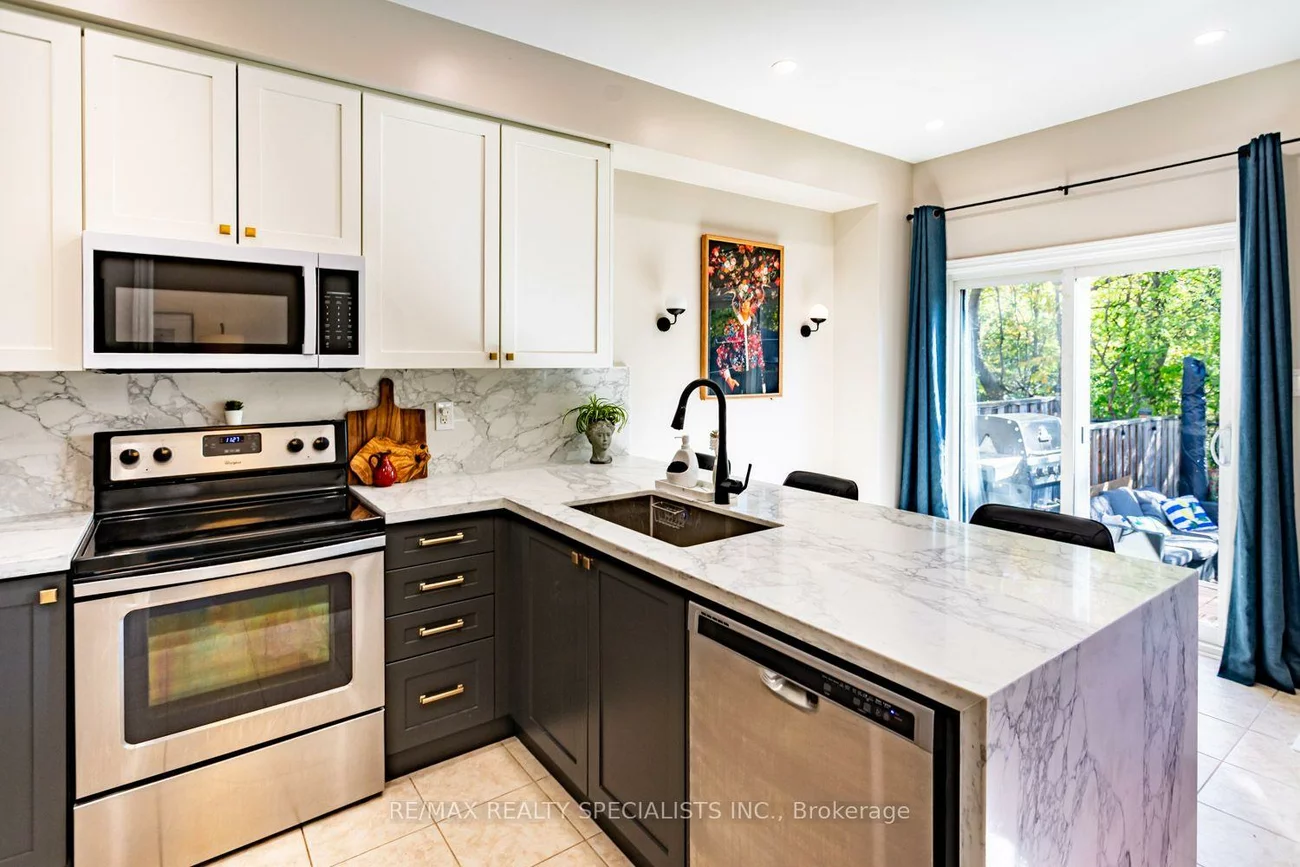 2454, Montagne, 1019 - WM Westmount, Oakville