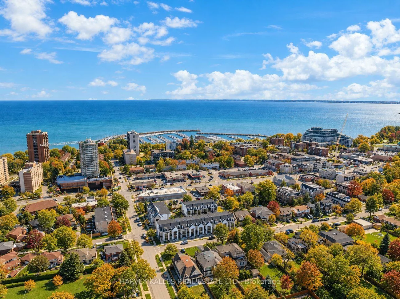138, East, 1001 - BR Bronte, Oakville