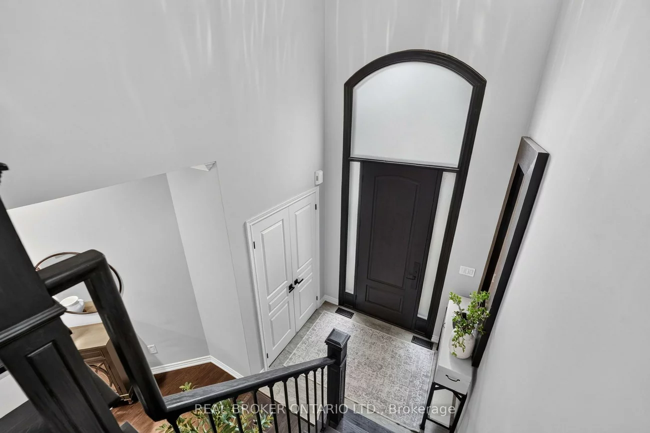 2243, Woodcrest, 1019 - WM Westmount, Oakville